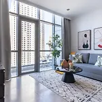 The Smart Concierge - Bay Central